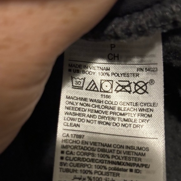 Womens Old Navy Quarter zip Sherpa. Size small - Picture 6 of 6